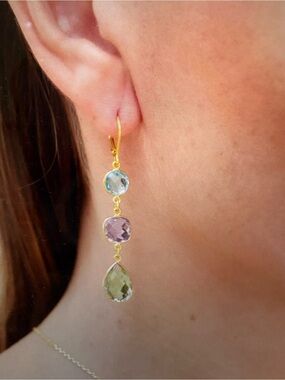 SAVVY CIE multi-stone drop earrings